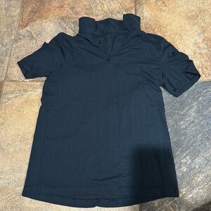 navy blue lululemon shirt